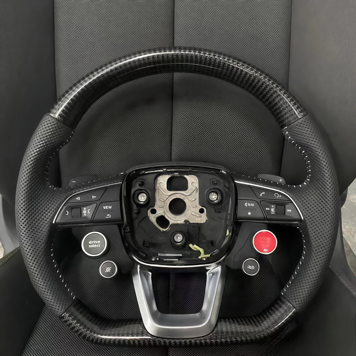GZYLC Custom Forged Carbon Fiber Steering Wheel for Audi A3 8V 8L A4 B8 B9 B7 A6 C8 C7 TT 8J Q3 Q5 S4 B8.5 Q7 A5 R8 RS3 S3